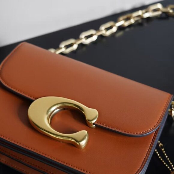 Coach Idol Bag, size 21*16 cm - Picture 6 of 8